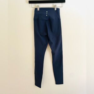Wilo the‎ Label Navy High-Waisted Leggings